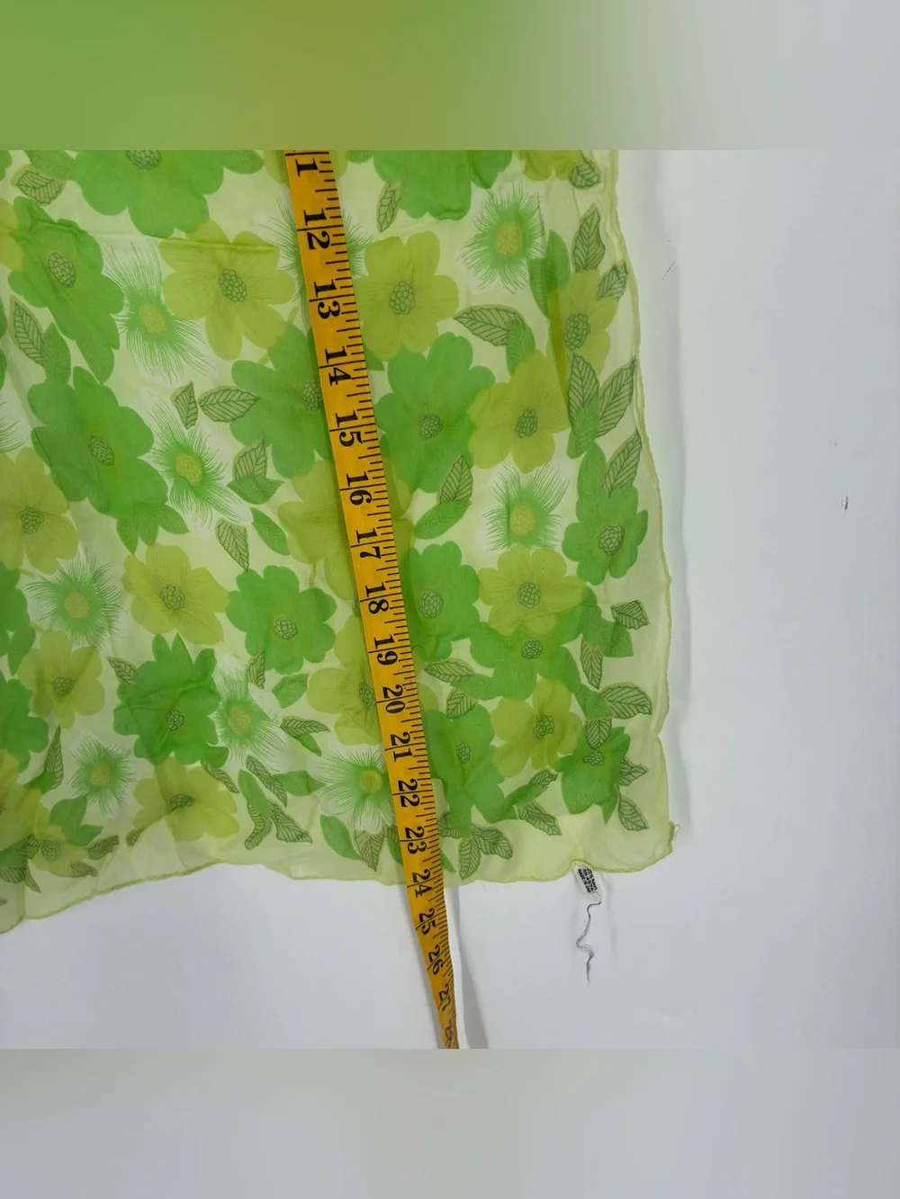 Vintage 60s 70s Rayon Retro Mod Scarf Hand Rolled Japan Floral Green 26